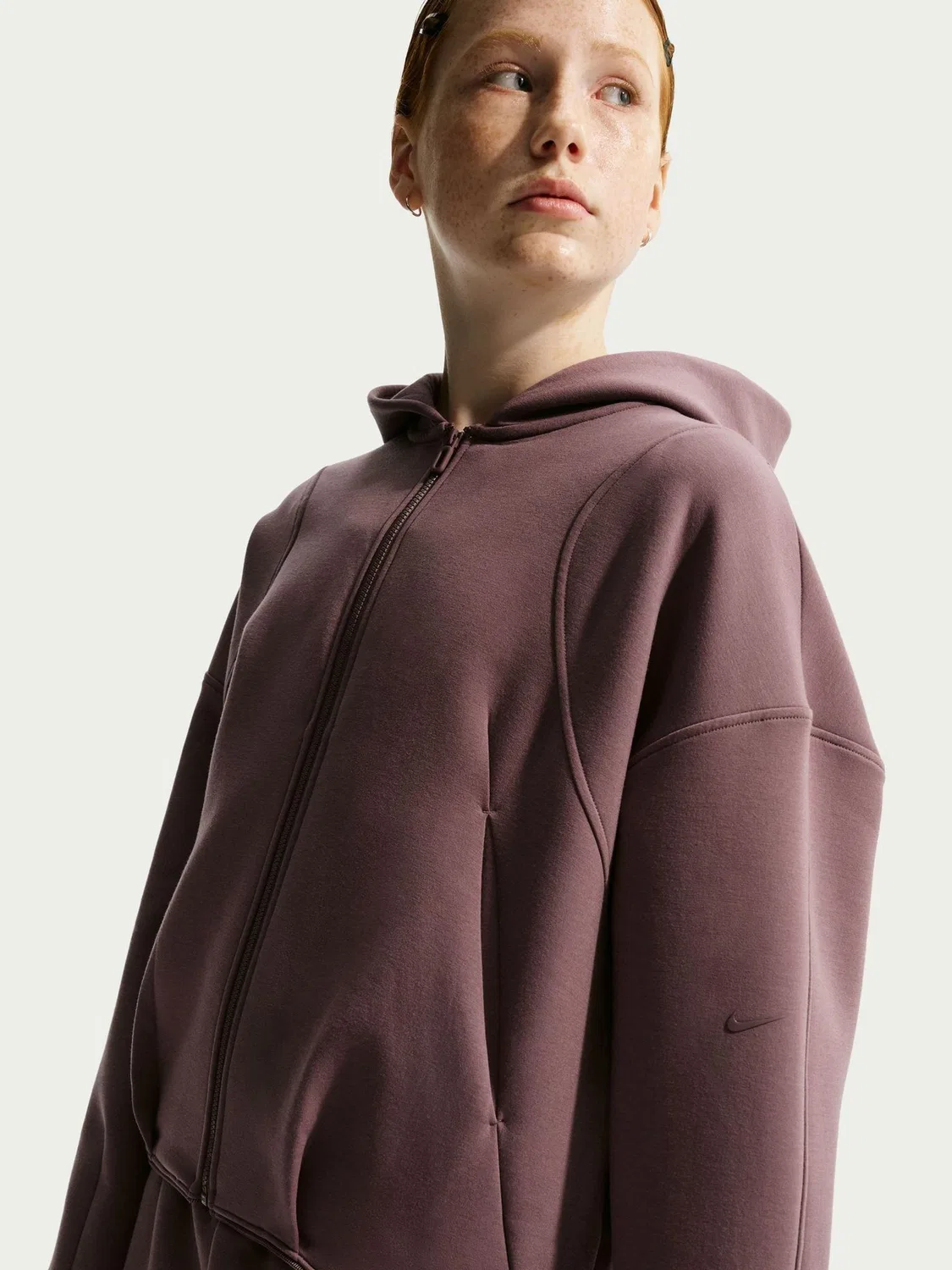Толстовка Nike MAVN Therma-FIT, Tattoo Brown — фото 4