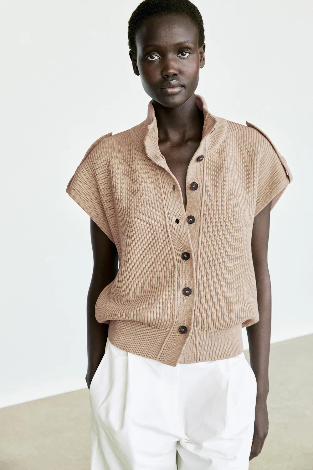 Жилет Massimo Dutti 100% Cotton Button-Detail Knit, коричневый