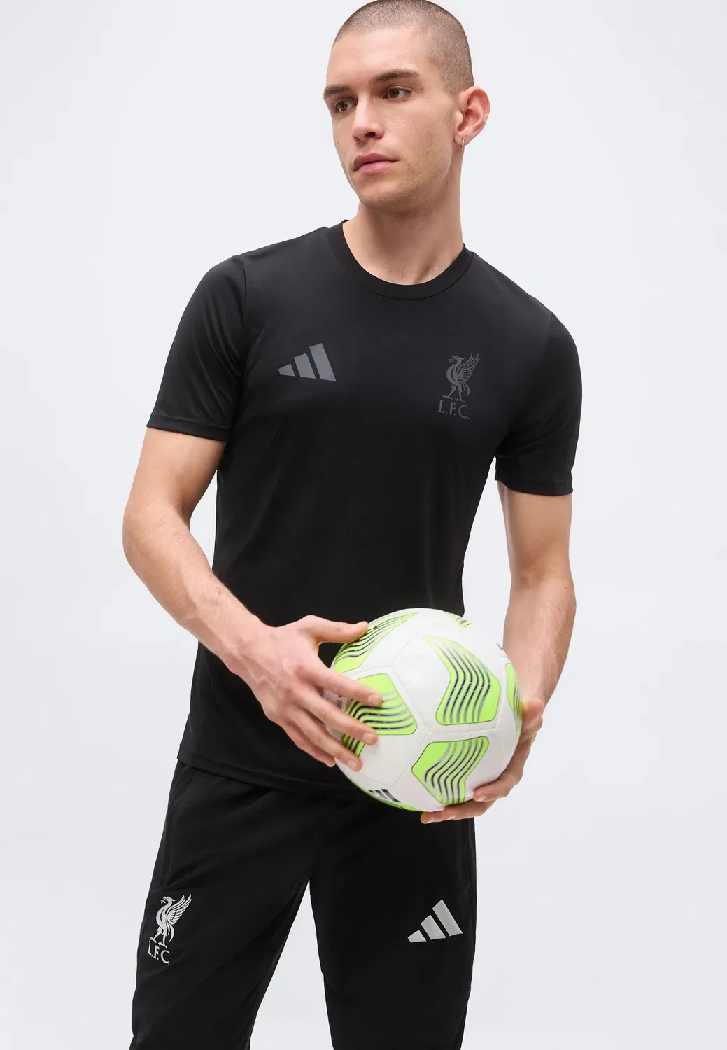 Брюки для путешествий Liverpool FC Tiro - клубная одежда Adidas Performance, Black — фото 4