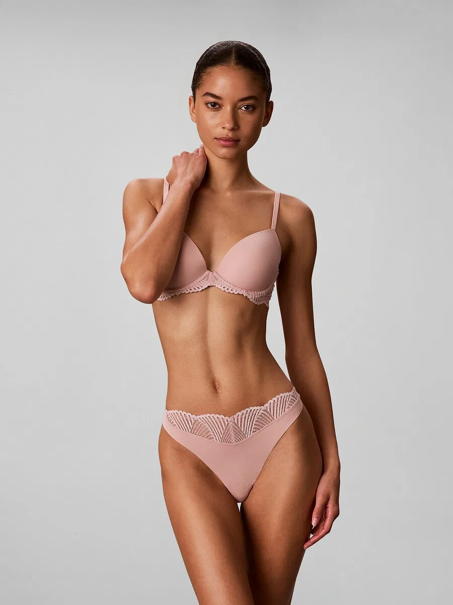 Трусики-стринги Calvin Klein розового цвета — фото 2