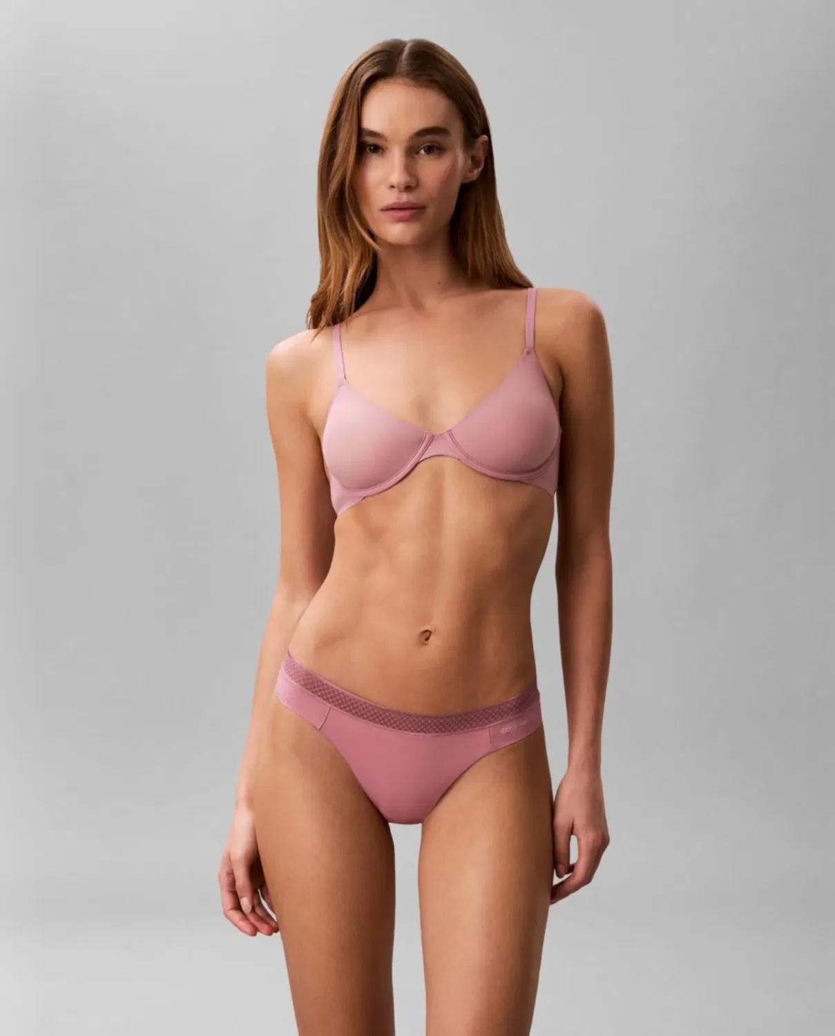 Женские танга с кружевом Calvin Klein, Rosa — фото 3
