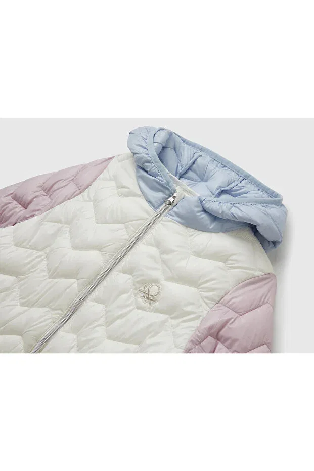 Детское пальто для девочек с капюшоном United Colors Of Benetton, Ecru - Lilac — фото 3
