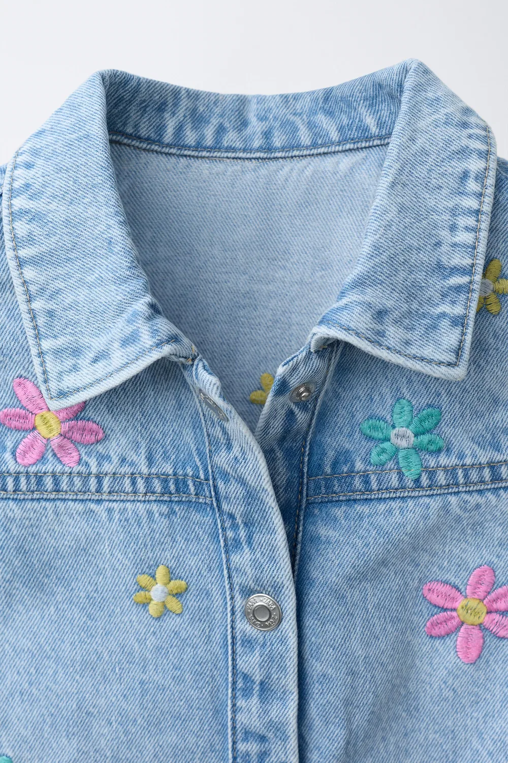 Джинсовое платье с вышитыми цветами ZARA, Blue — фото 3