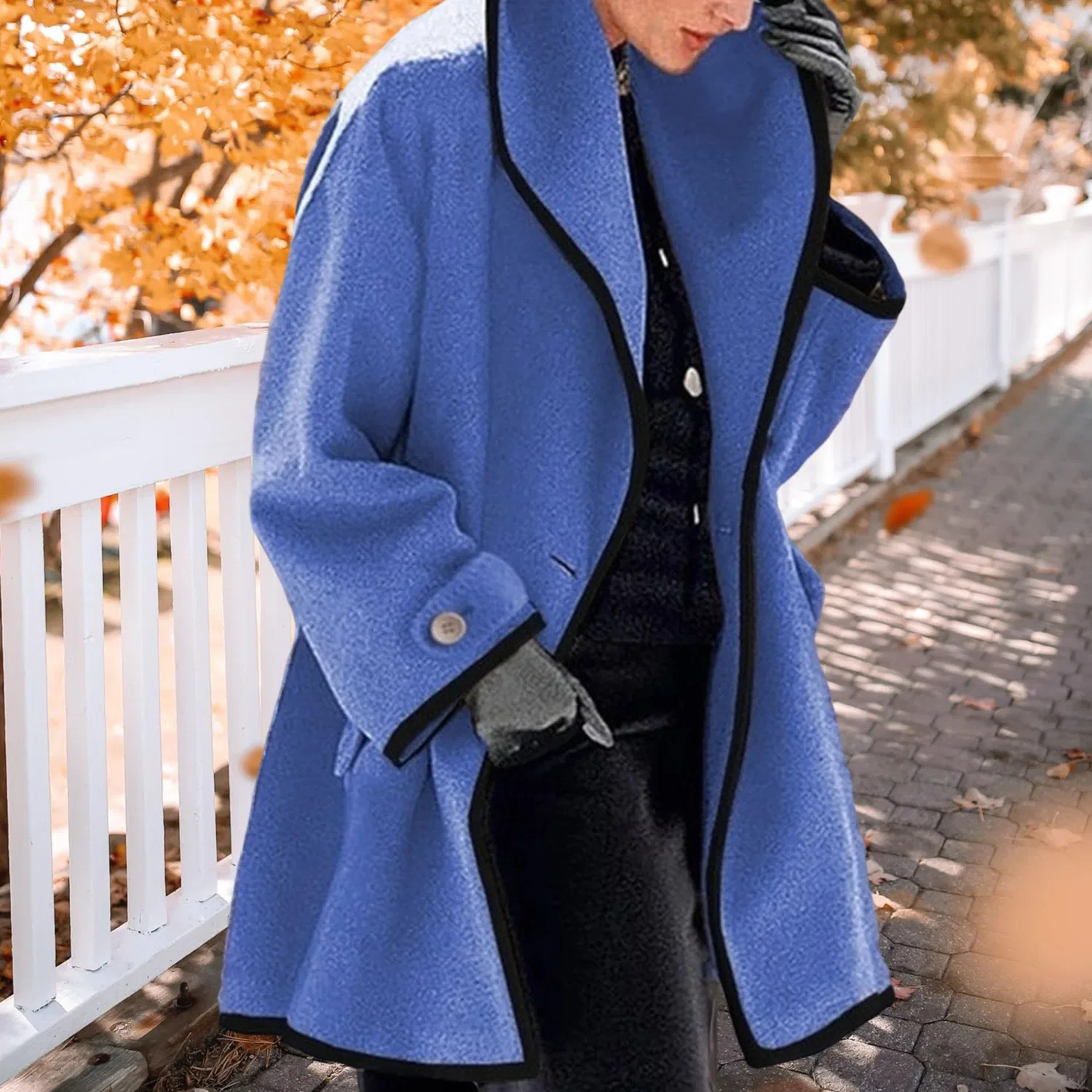 Женское длинное шерстяное пальто с контрастной вышивкой, blue — фото 2