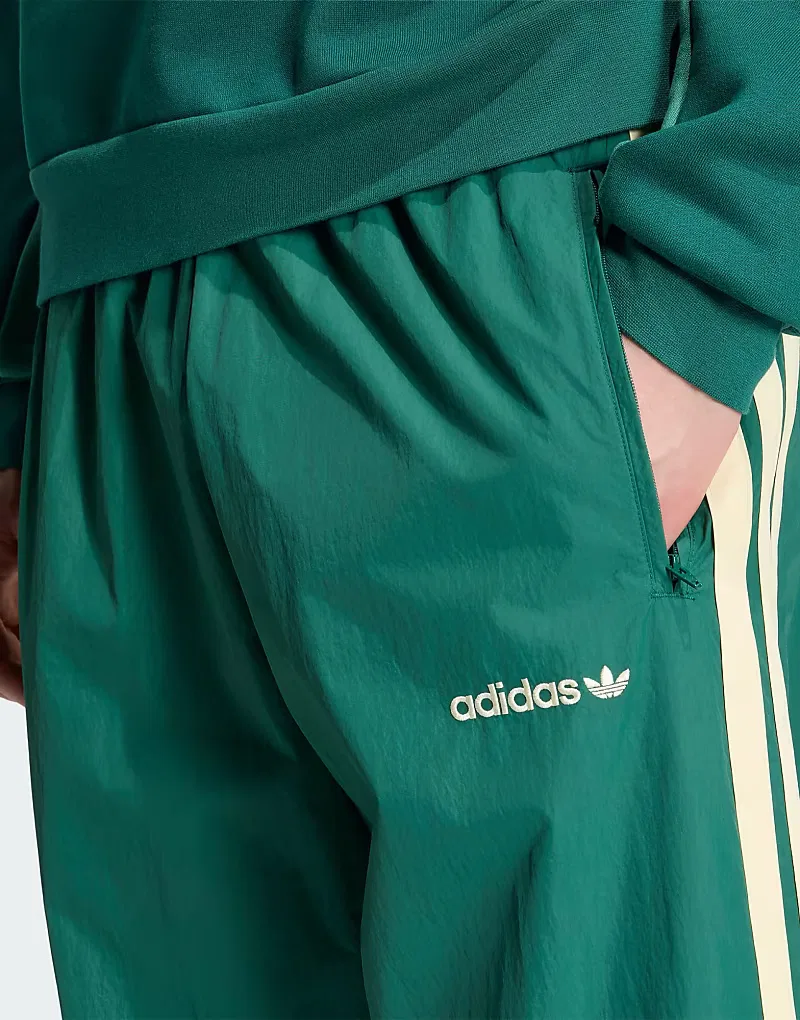 Спортивные брюки Adidas Originals Cutline в университетском зеленом цвете — фото 3