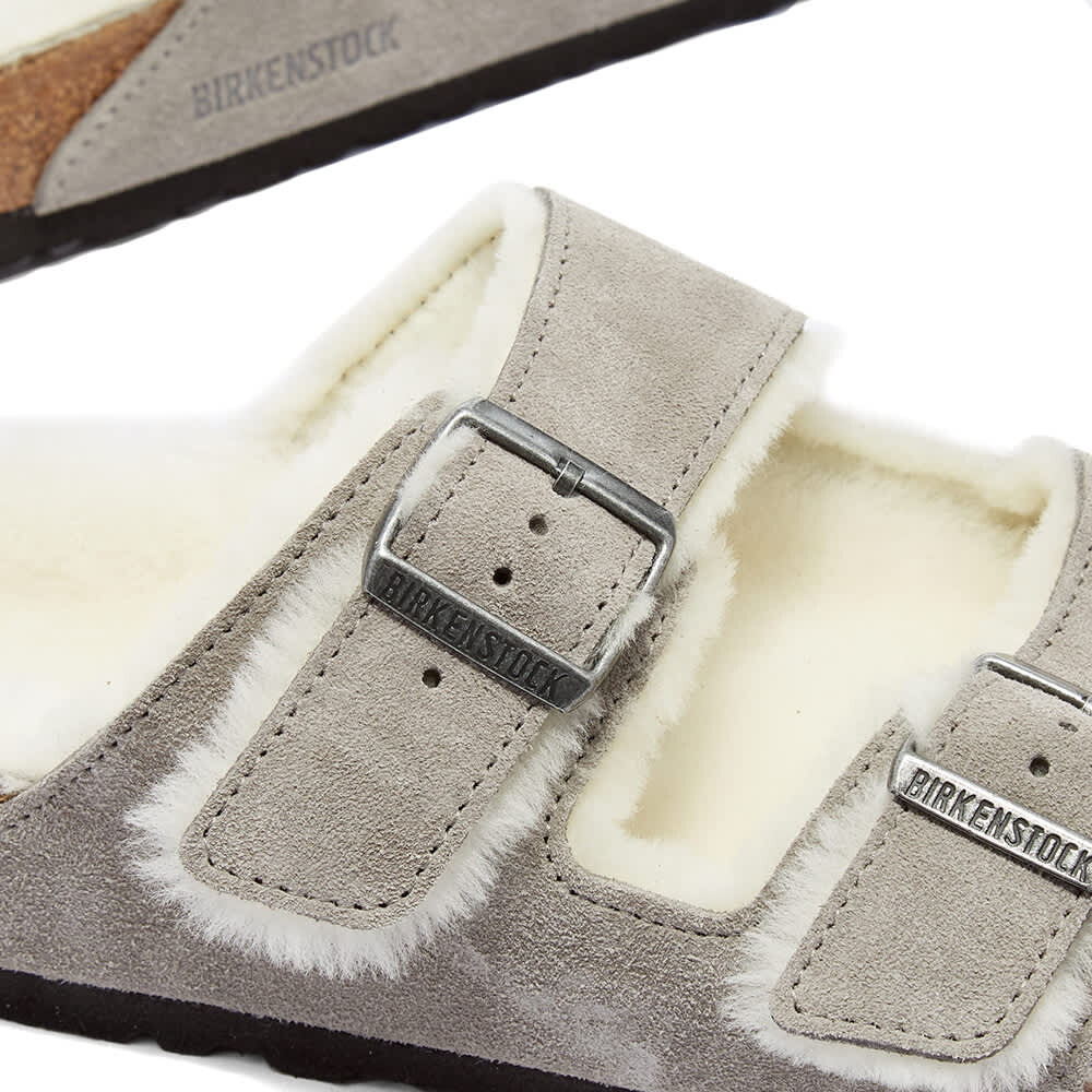 Сандалии Birkenstock Arizona Shearling Suede Leather, серый — фото 4