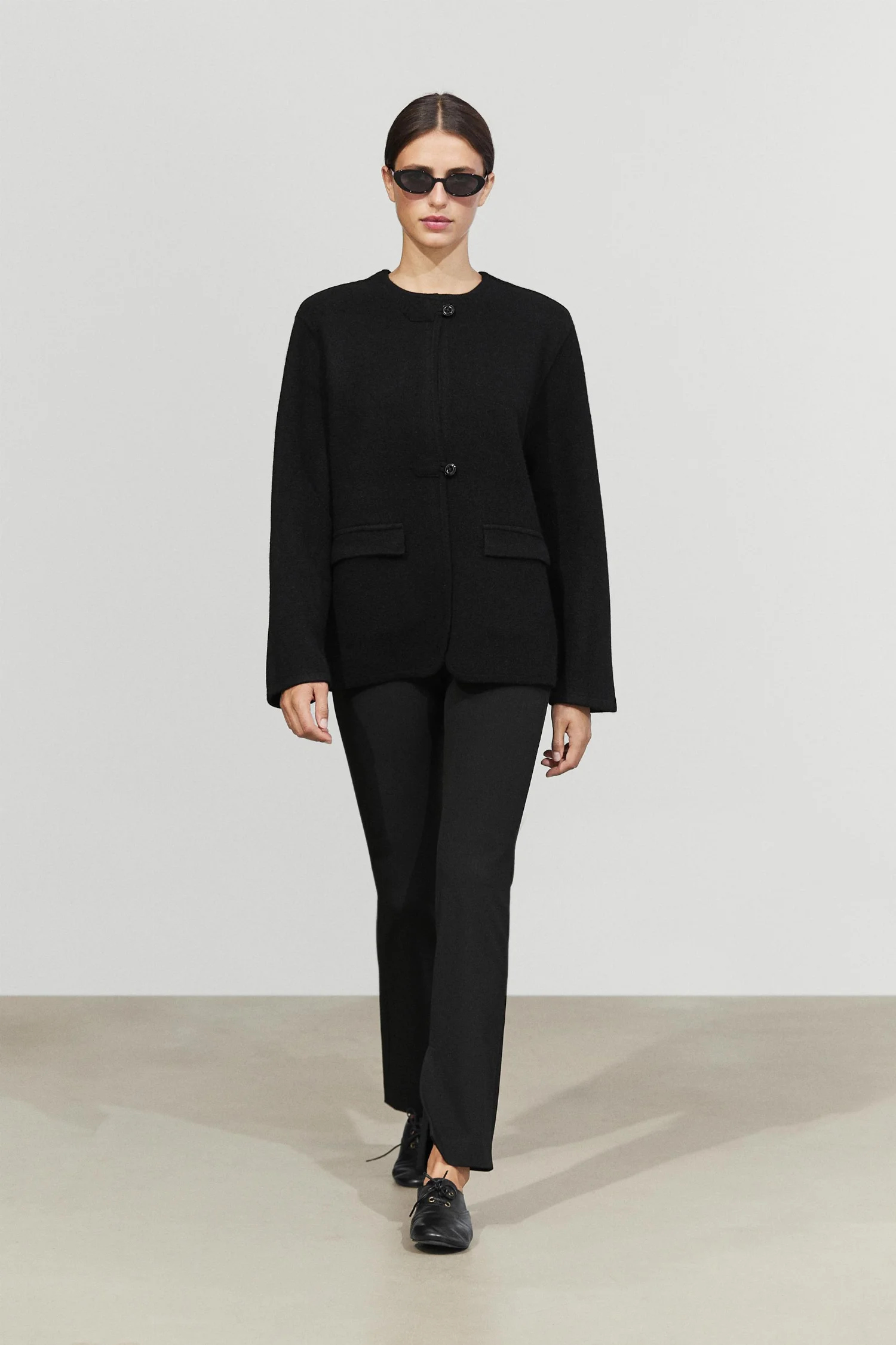 Кардиган Massimo Dutti 100% Wool Knit With Button Details, черный
