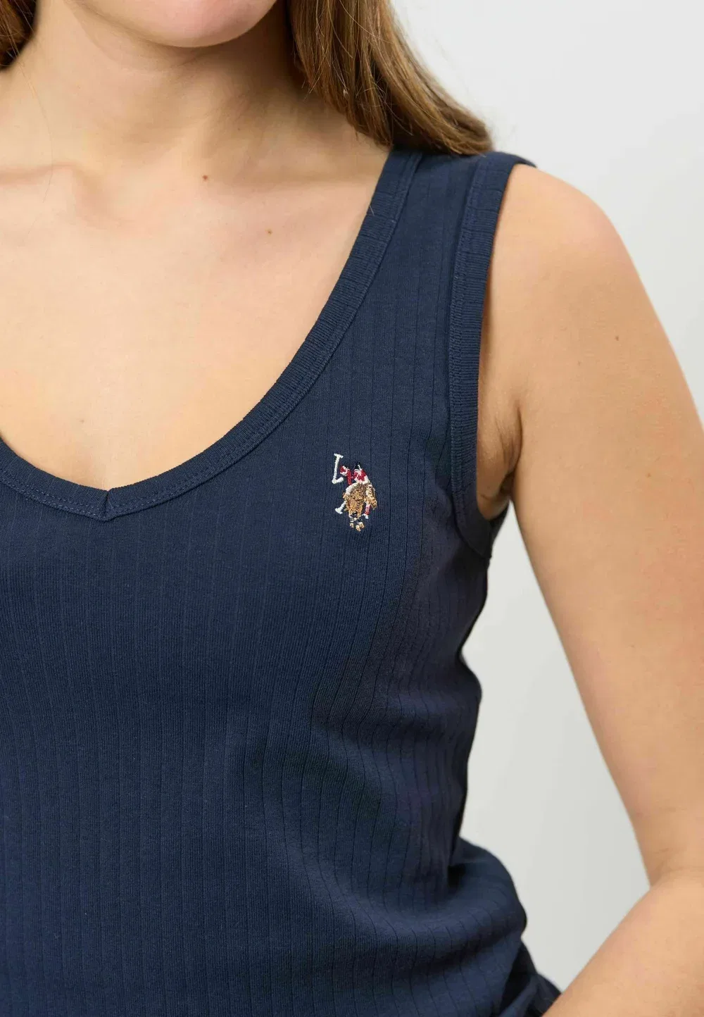 Топ Uwcasandra с V-образным вырезом - топ U.S. Polo Assn., Dark Sapphire — фото 4