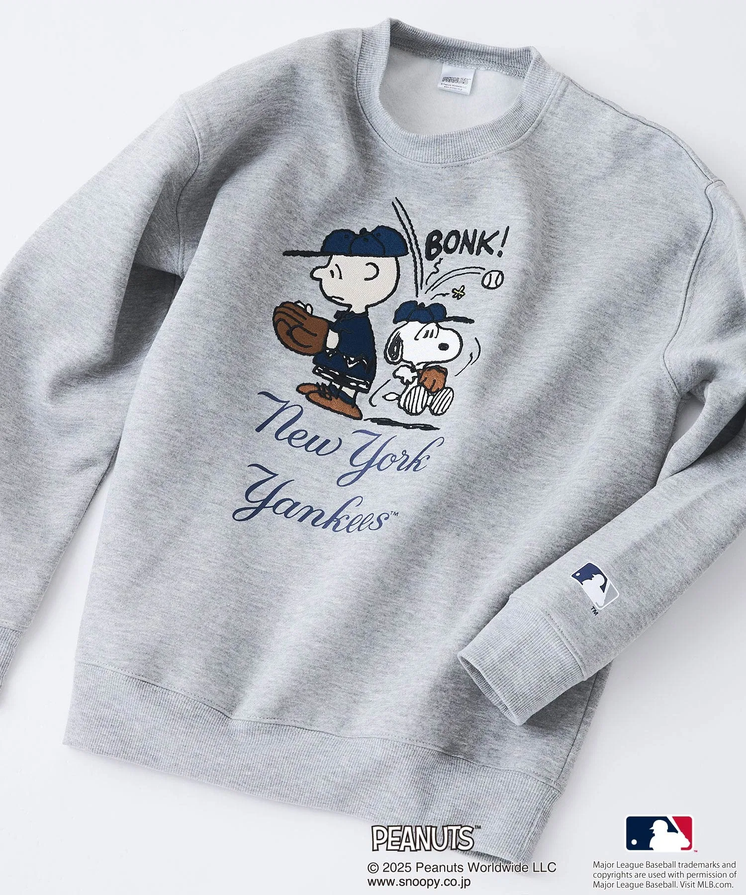 【PEANUTS x MLB】Оригинальный дизайн детской толстовки на флисовой подкладке - детские размеры - изображения персонажей Yankees, Dodgers, Cubs