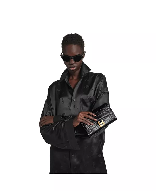 Кошелек в форме песочных часов на цепочке Balenciaga, черный — фото 3
