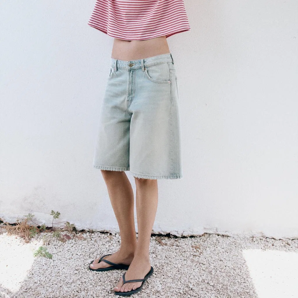 Женские джинсовые шорты с эффектом потертости Trf, ZARA, Light Blue — фото 4
