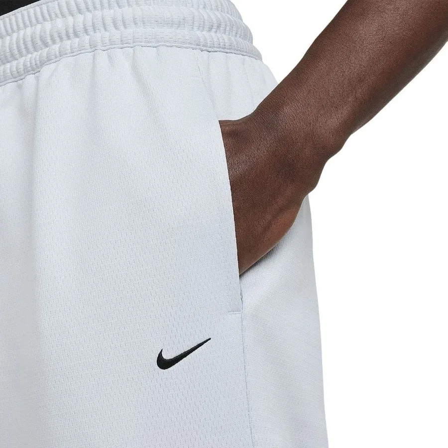 Спортивные штаны с утеплением Therma-FIT DNA Cargo Pant Naos Nike, Серый — фото 4