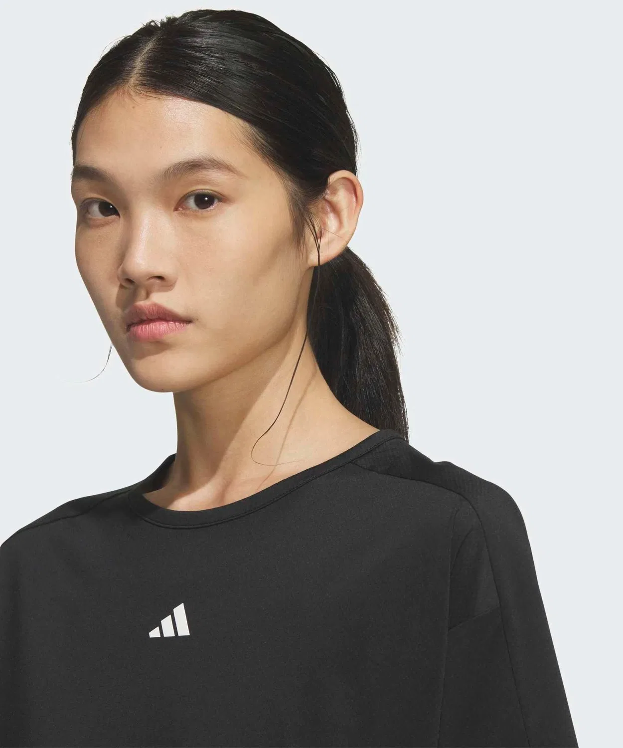 Женская футболка без рукавов Adidas Training Essentials Plus, Black — фото 3