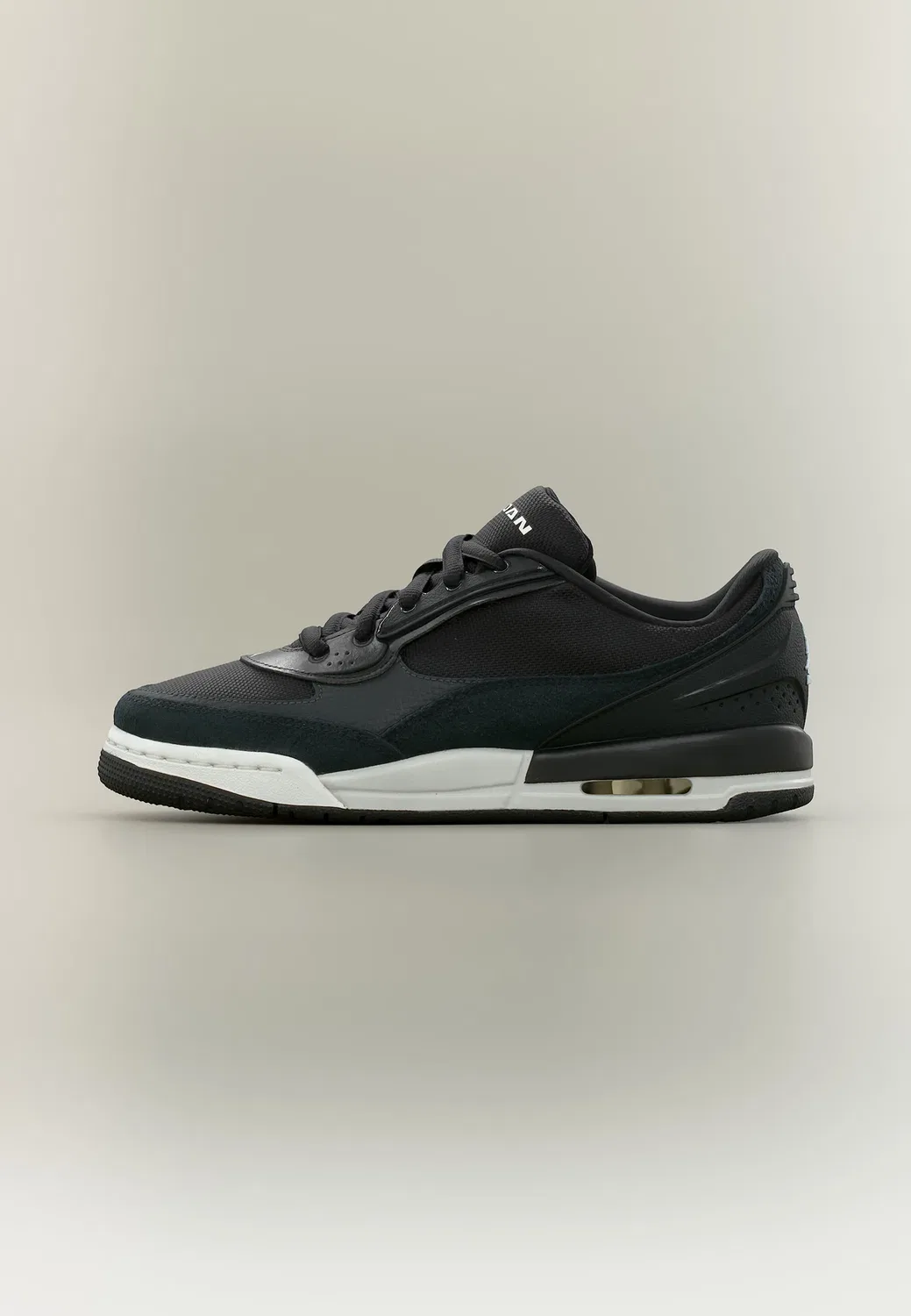 Кроссовки Air Ultra унисекс Jordan, Black/Summit White/Dark Smoke Grey