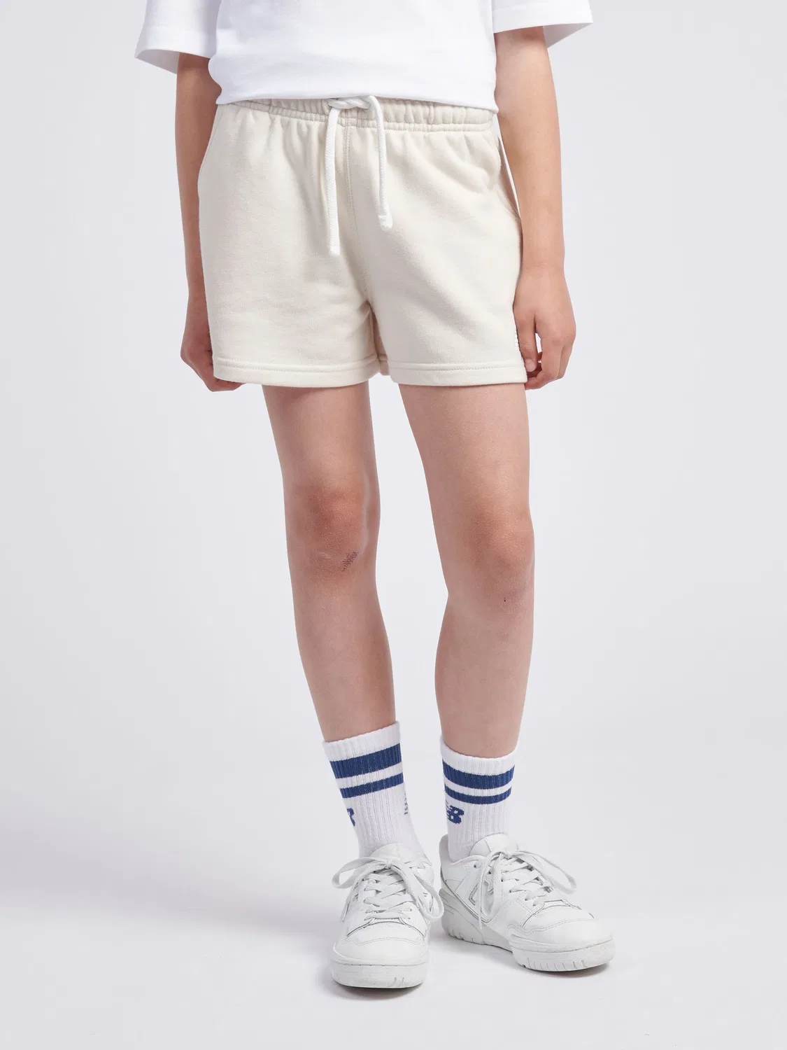 Шорты с логотипом New Balance, белые