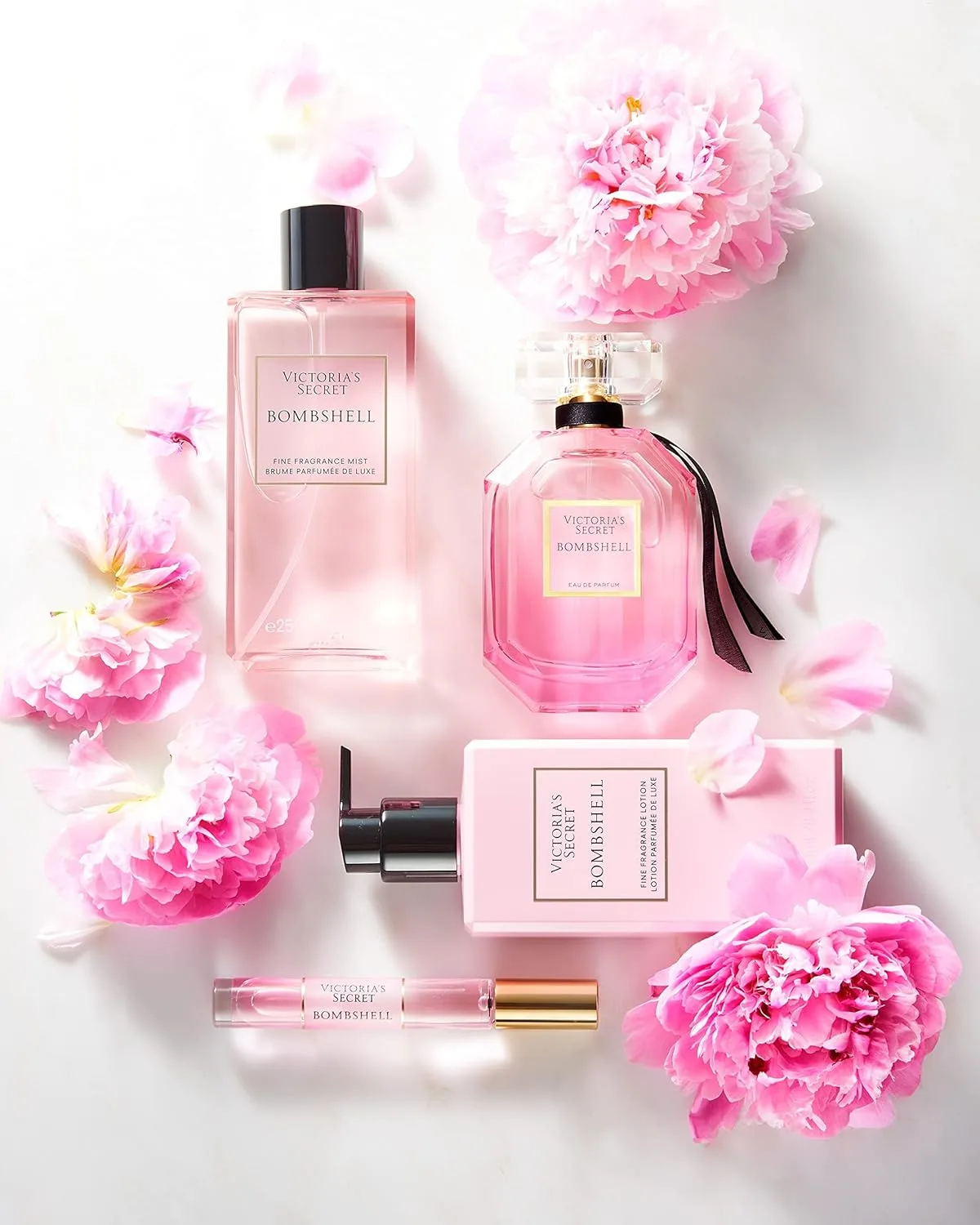 Лосьон для тела Victoria's Secret Bombshell Fragrance, ноты фиолетовой маракуйи, пиона Шангри-Ла и ванильной орхидеи (240 г) 248 мл (1 шт.), purple — фото 4