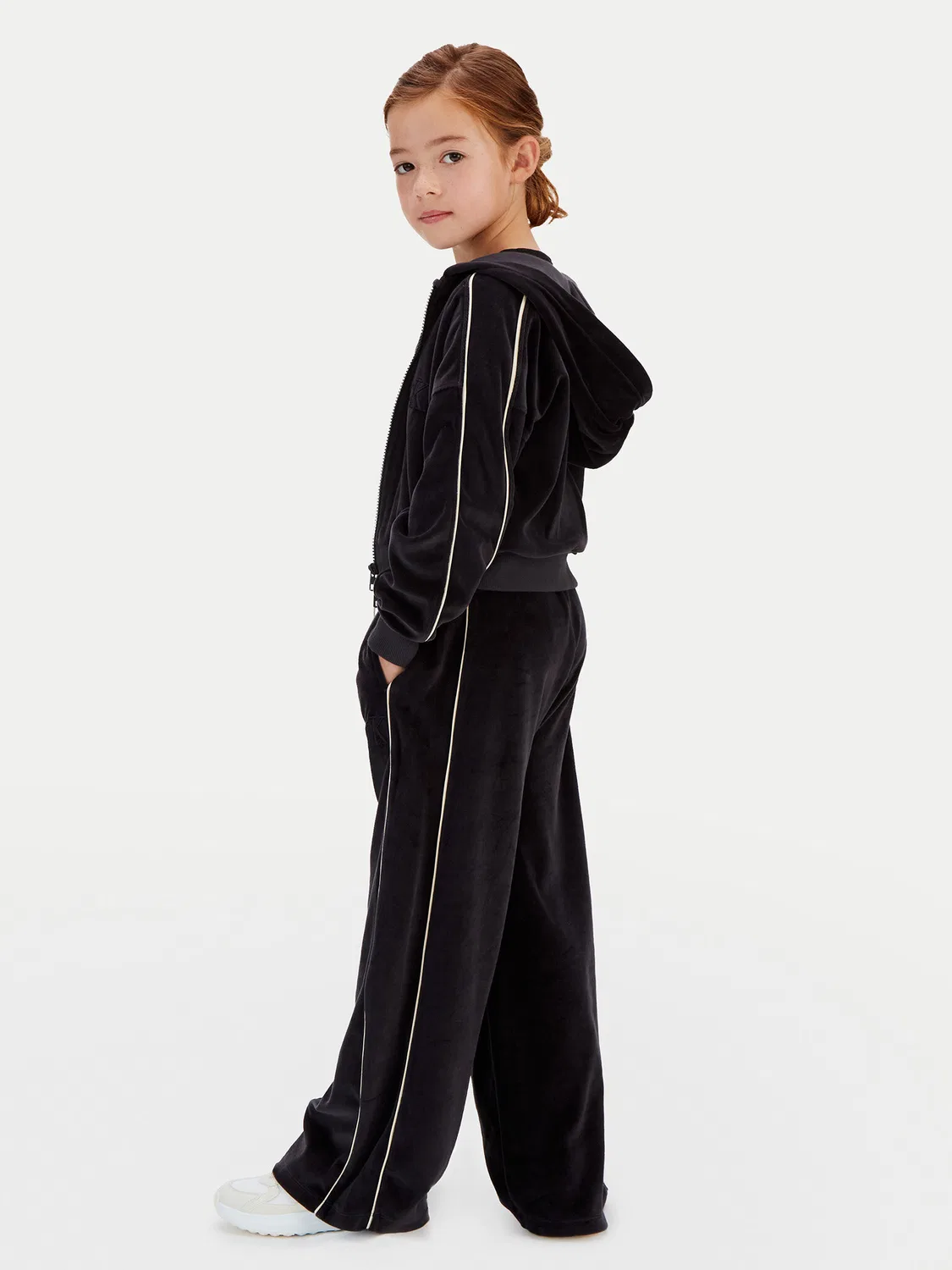 Спортивные штаны стандартного кроя для девочки Velvet Calvin Klein Jeans, черный — фото 2