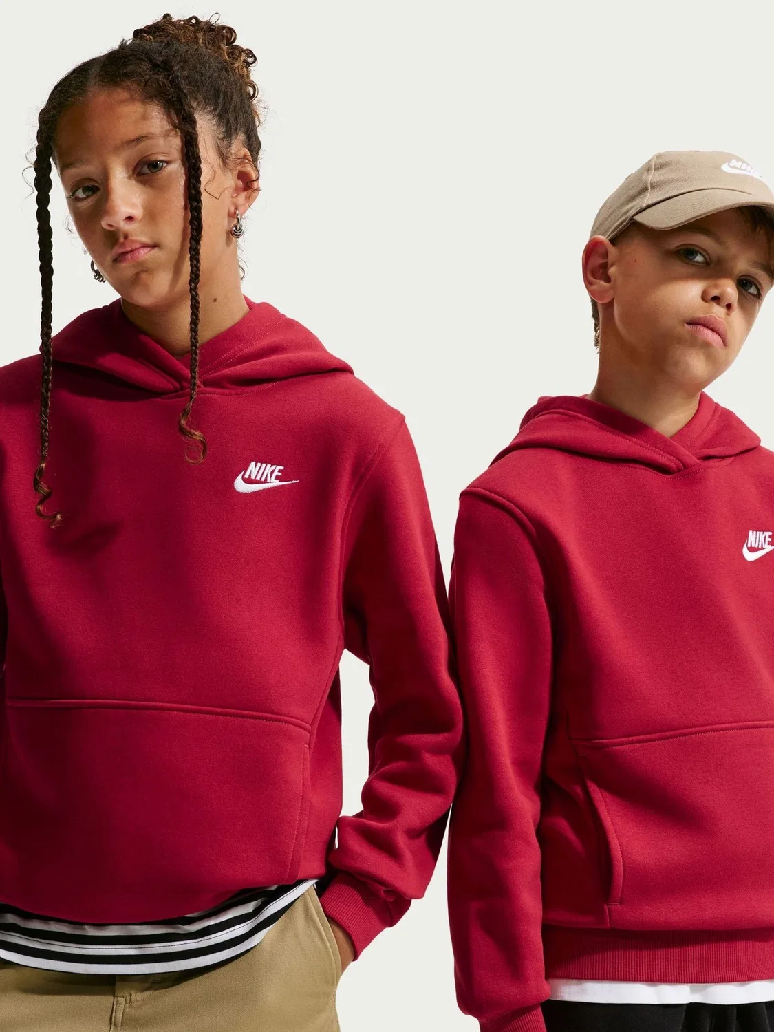 Худи Nike Club Fleece, цвет Tough Red