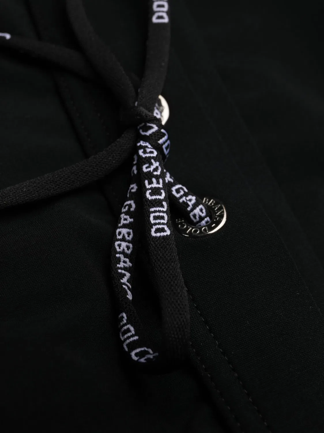 Dolce & Gabbana Плавательные шорты с нашивкой - черные — фото 2