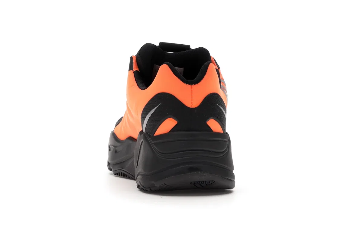 Детские кроссовки Lifestyle с принтом Adidas Yeezy Boost 700 MNVN, Orange — фото 4
