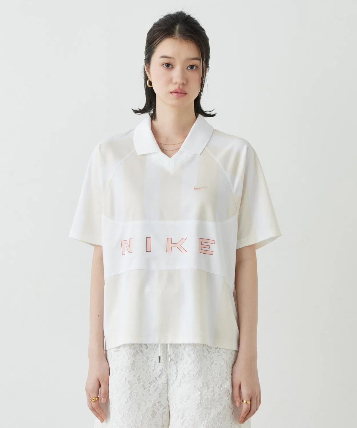 Женская футболка оверсайз с принтом Nike Sportswear Oversized Jersey IO0914-103, Chalk
