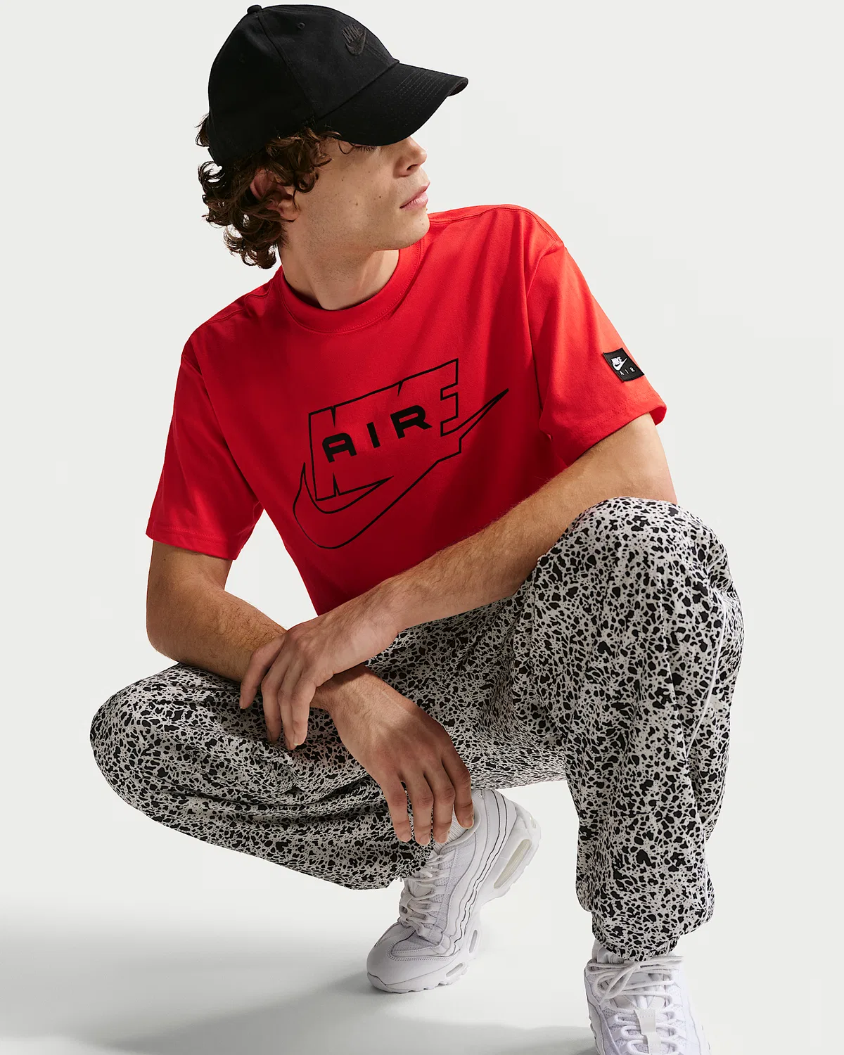 Футболка Nike Sportswear, Light Crimson — фото 3