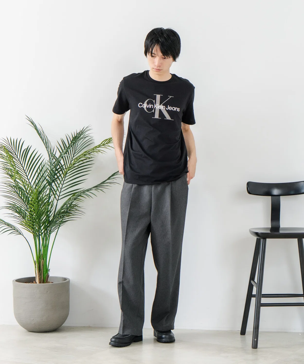 Унисекс футболка с принтом CORE MONOLOGO JEANS T CK813 Calvin Klein, Black — фото 4