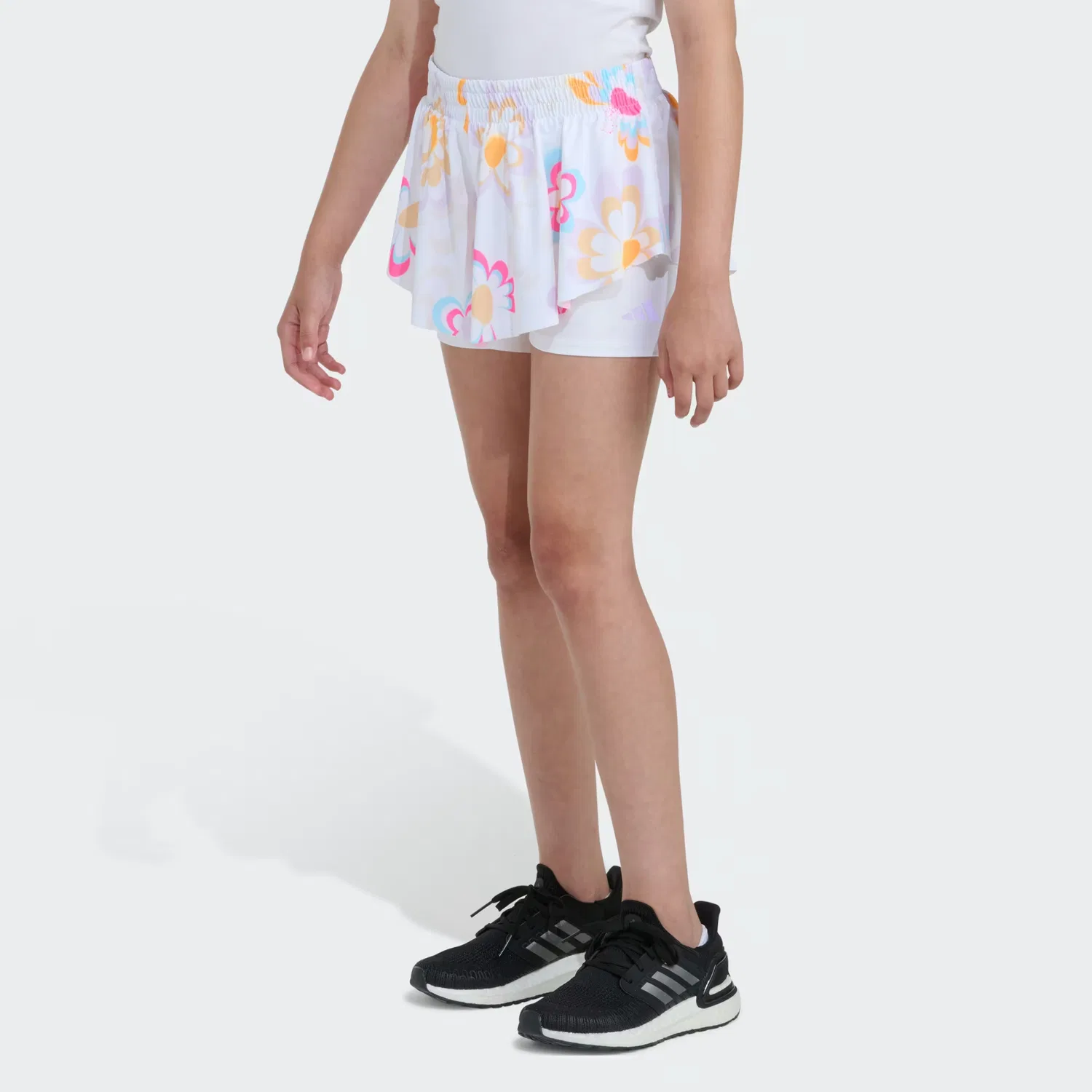 Детские шорты с асимметричным низом Adidas Sportswear, белый