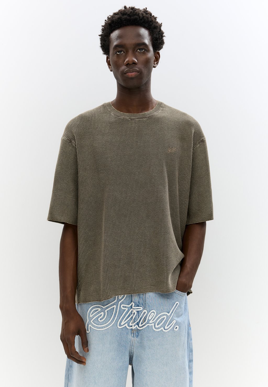 

Базовая футболка PULL&BEAR, хаки