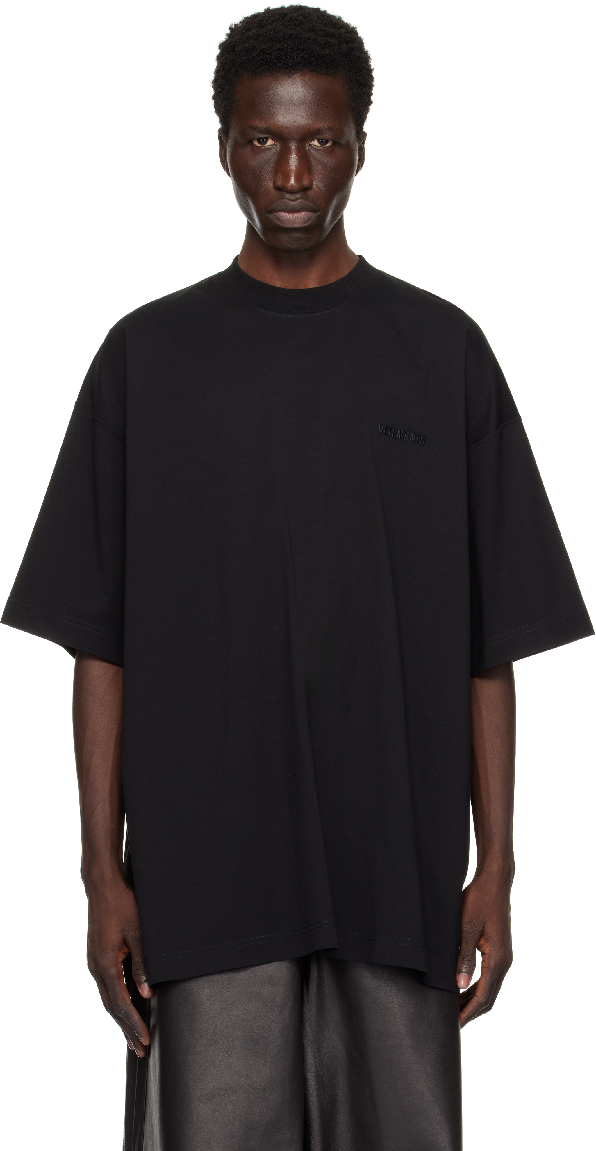 

Футболка с вышитым логотипом VETEMENTS