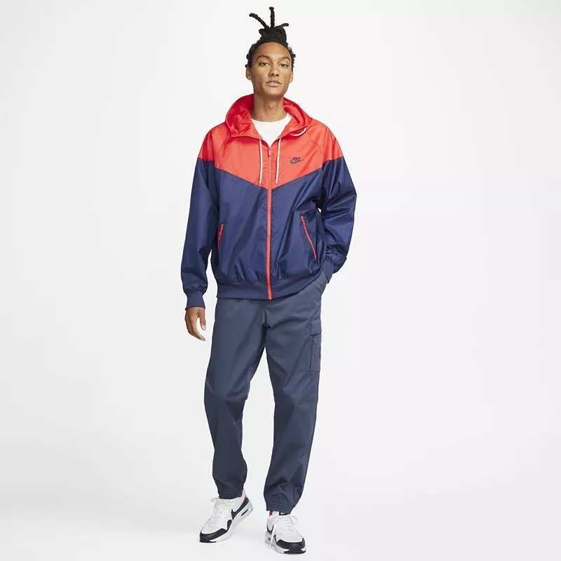 

Мужская спортивная куртка с капюшоном Nike Windrunner, цвет Midnight Navy