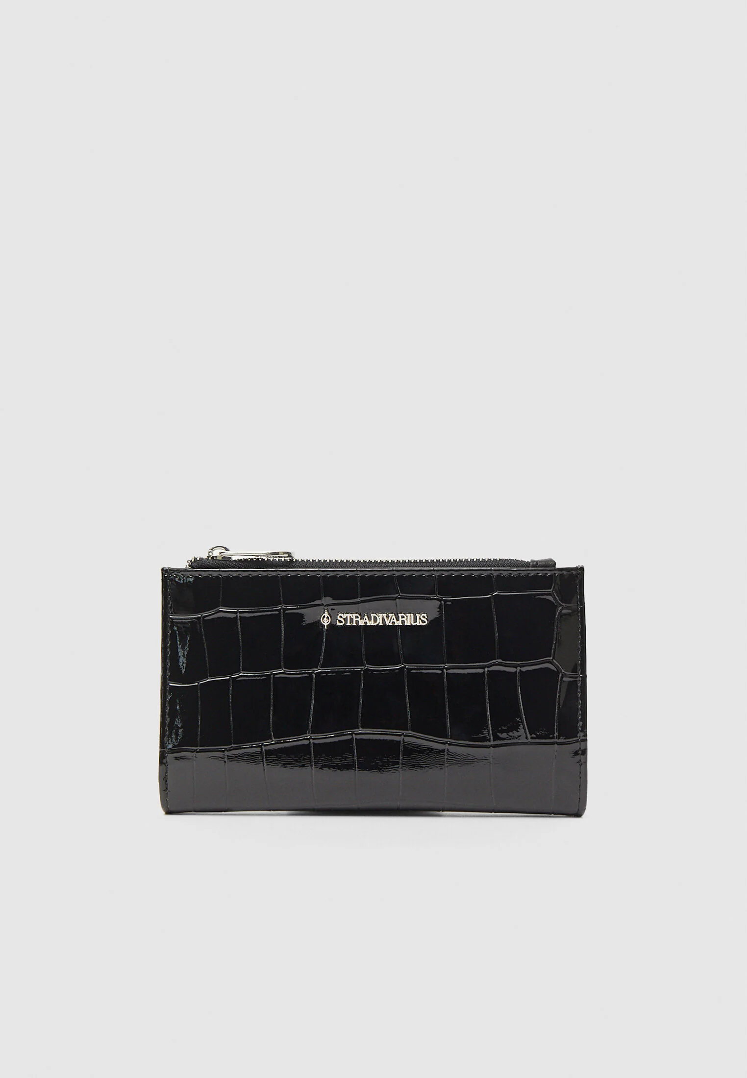 

Кошелек на молнии Stradivarius, черный