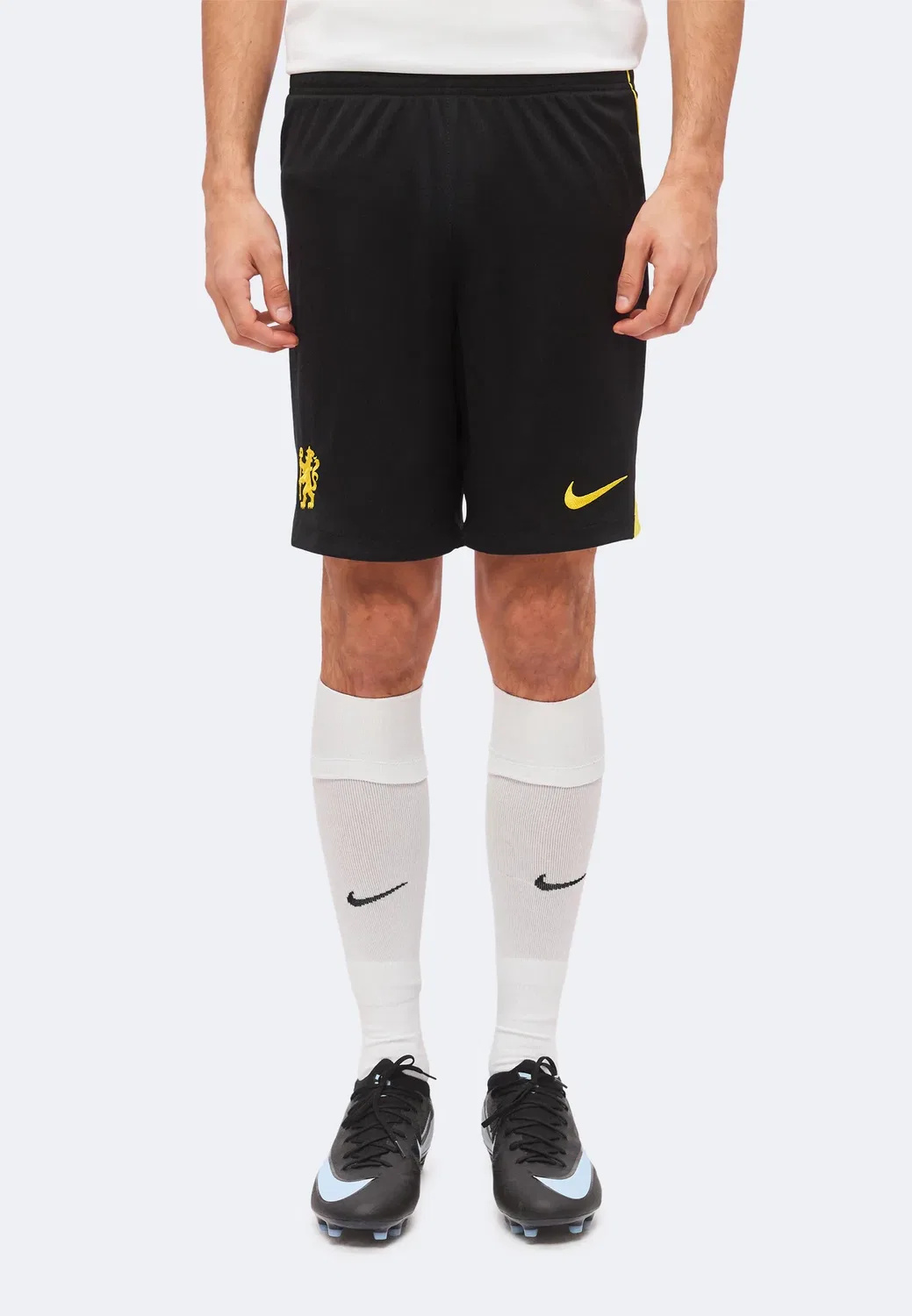 Короткие шорты футбольного клуба «Челси» - клубная форма Nike Performance, Black/Midwest Gold-Coloured