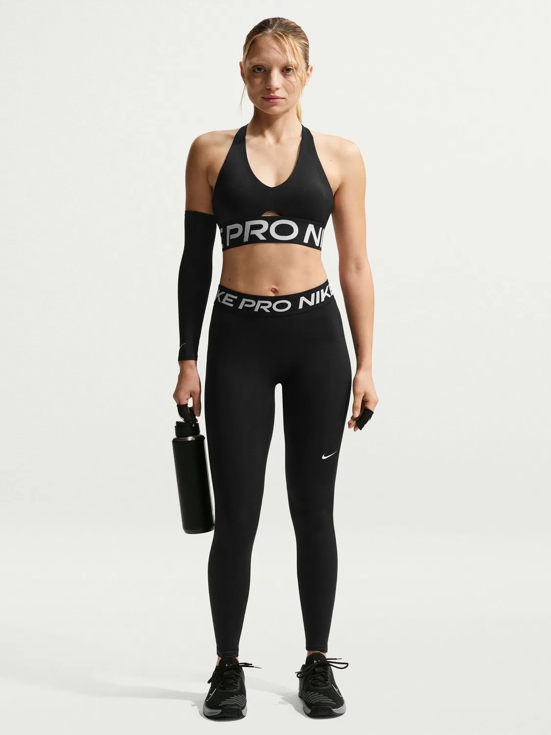 Леггинсы Nike Pro средней посадки Black/White