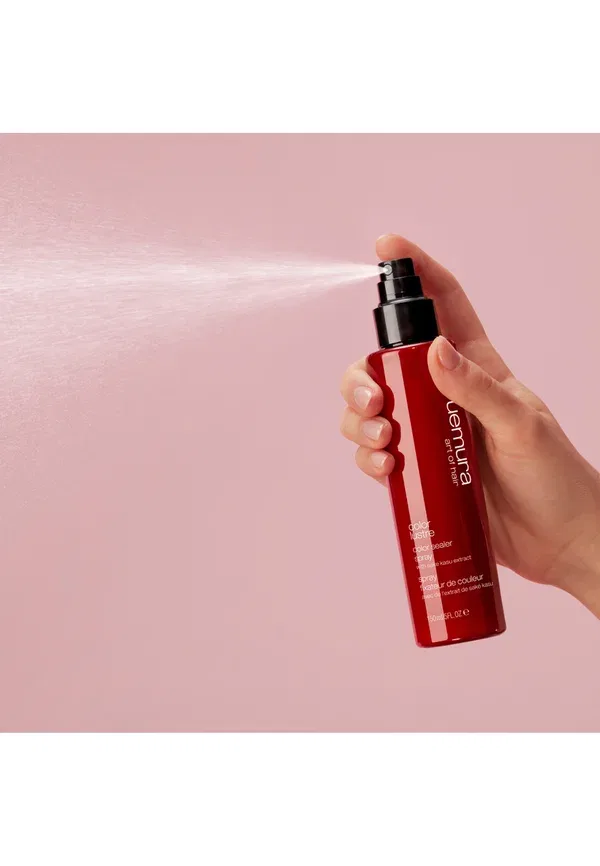 Спрей для волос с блеском Color Lustre Spray Shu Uemura, 150 мл — фото 2