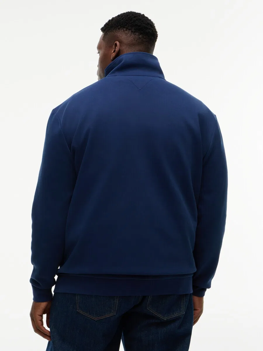Толстовка TOMMY HILFIGER 'ESSENTIAL' темно-синего цвета — фото 4