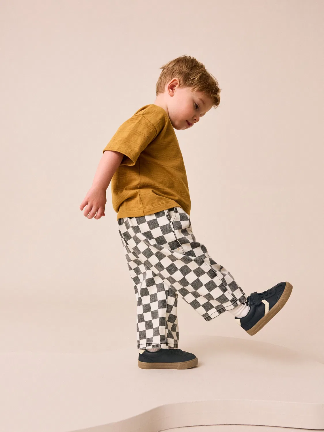 Кроссовки на шнурках и липучке, модель Standard Fit Next, черный — фото 2