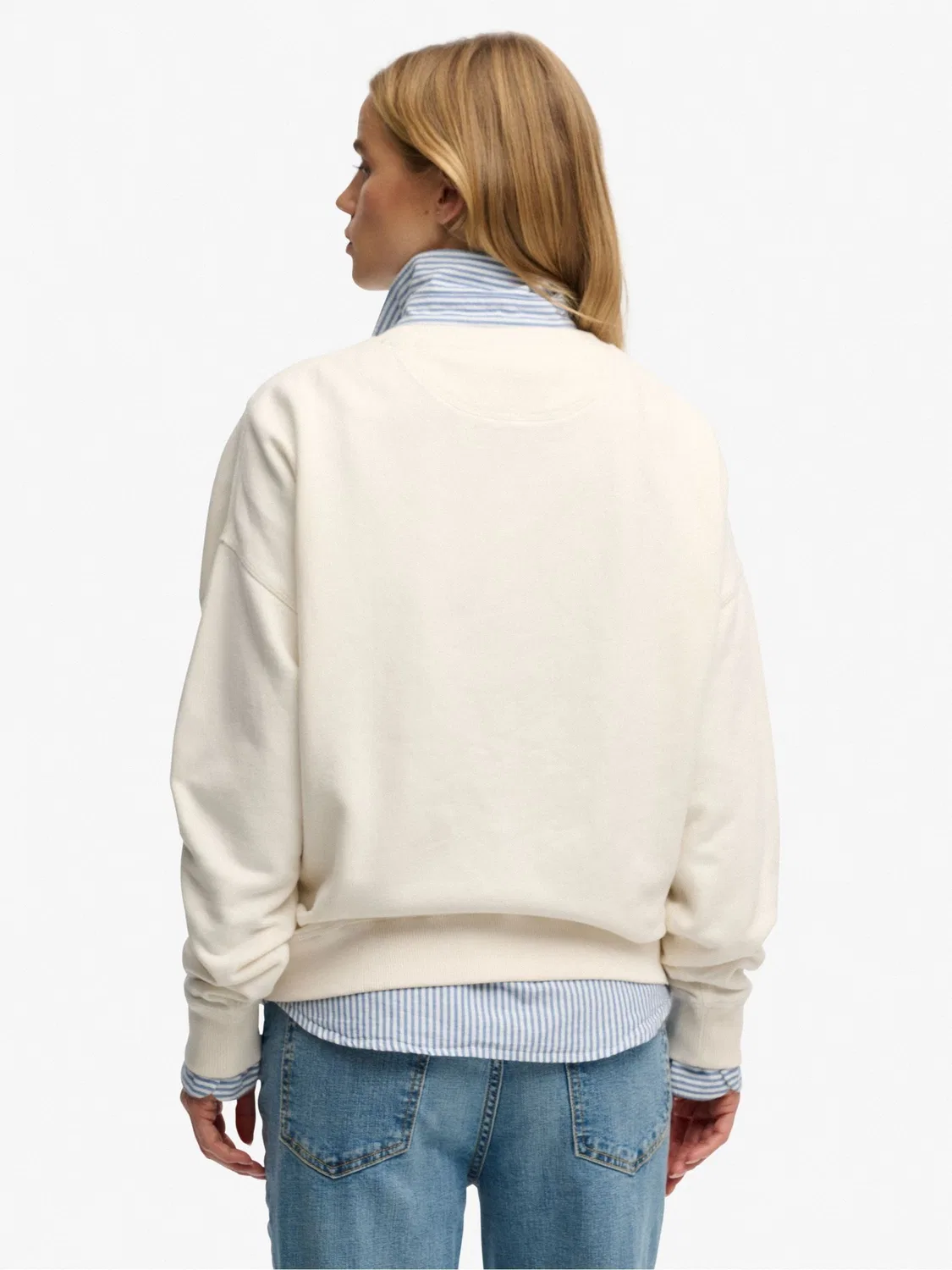 Свитшот свободного кроя Essential Logo Superdry, кремовый — фото 3