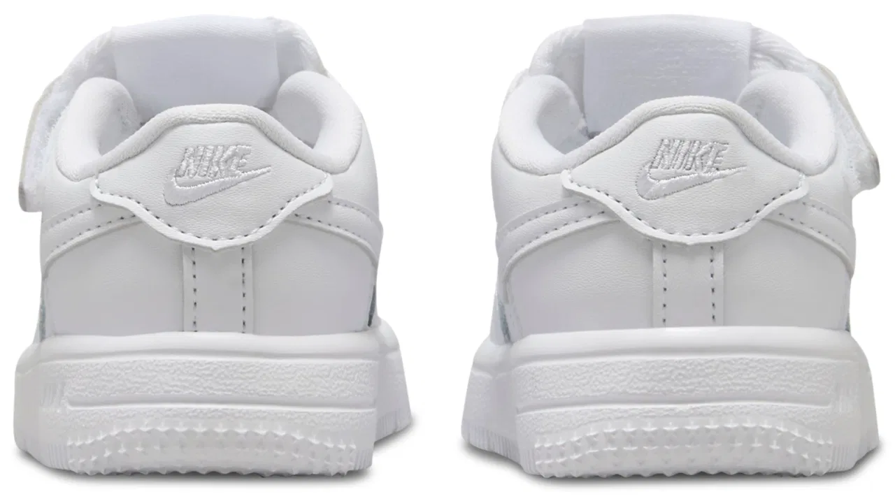 Кроссовки для мальчиков Air Force 1 LE Nike, белый — фото 3