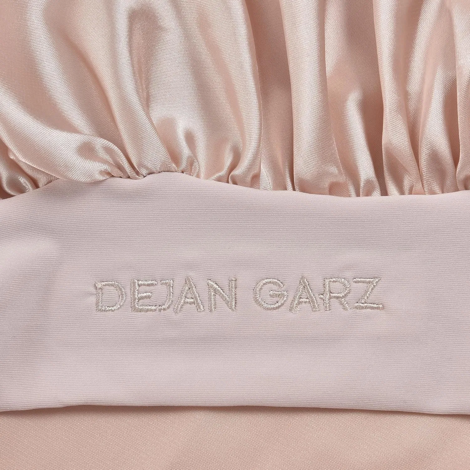 Атласная шапочка для сна DEJAN GARZ Satin Schlafhaube Dejan Garz, Cloud Beige — фото 4