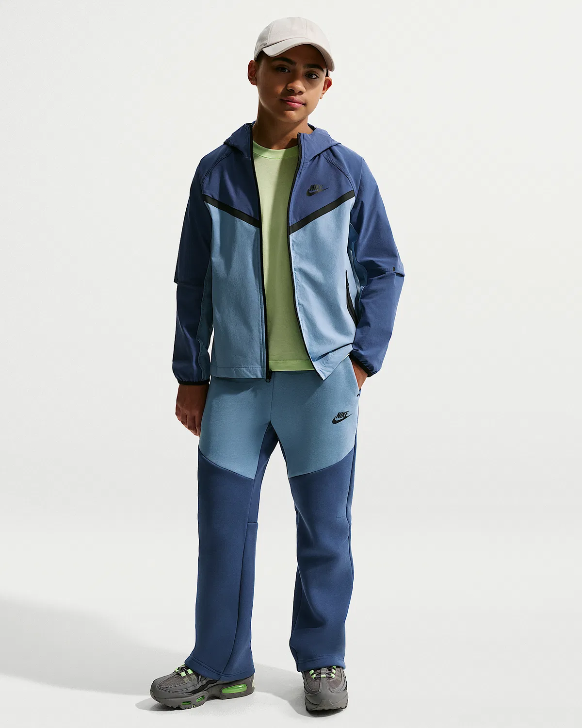 Детские (мальчиковые) штаны с открытым низом Nike Sportswear Tech Fleece, Mystic Navy/Work Blue/Black/Black