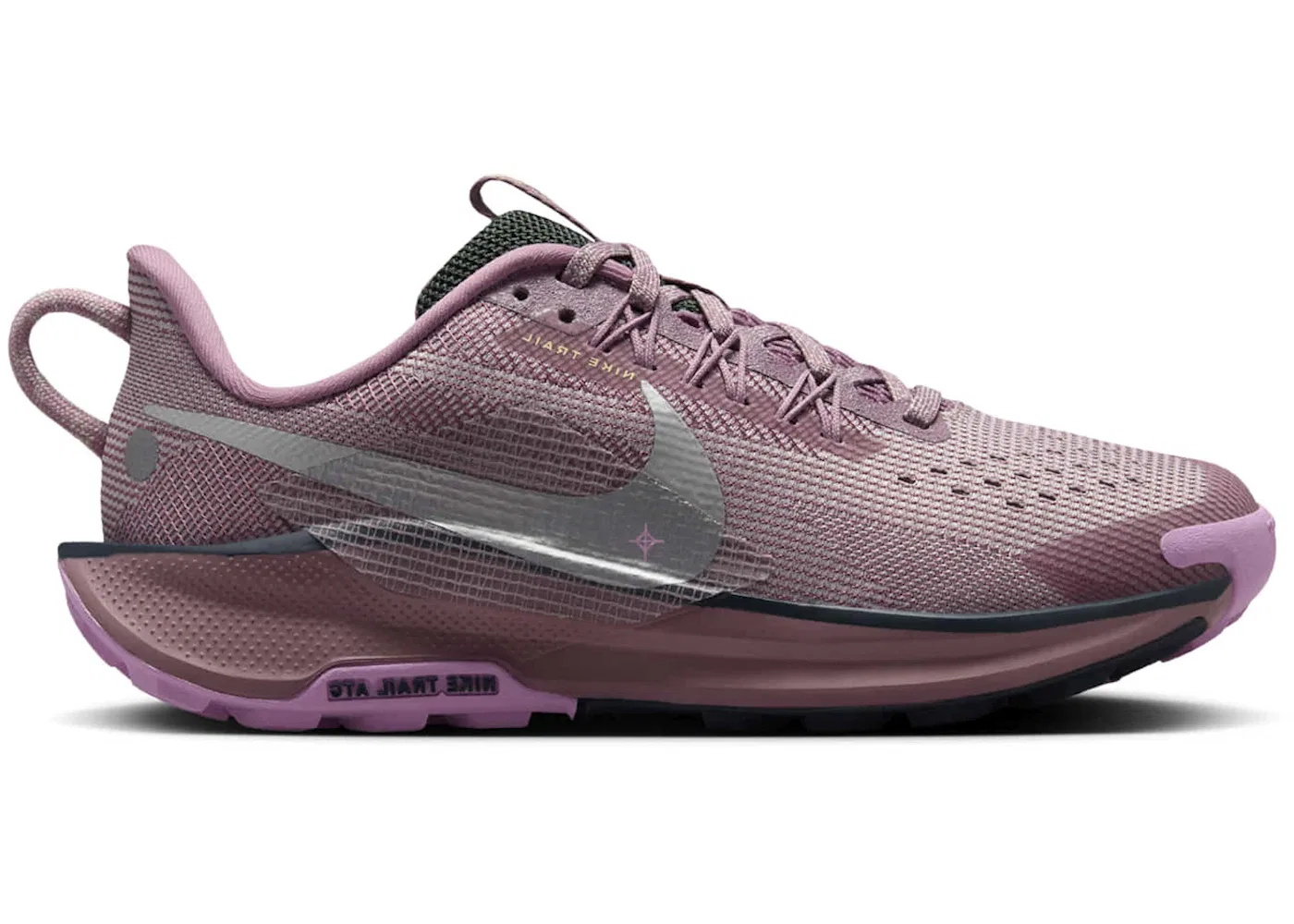 Детские кроссовки для бега по пересеченной местности Nike Pegasus Trail 5, Plum Dust/Platinum Violet/Beyond Pink/Metallic Silver