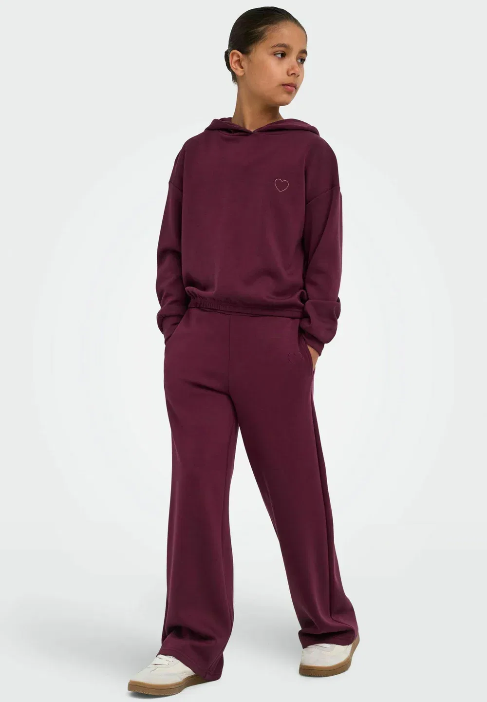 Hose mit weitem beinschnitt kogada-nella weiter beinschnitt шланг mit weitem beinschnitt - спортивные штаны Only Girls, Fig
