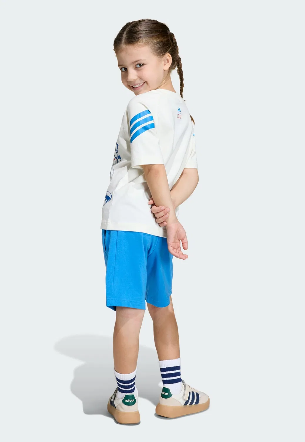 Спортивный костюм Adidas Sportswear Marvel Avengers белого цвета — фото 3