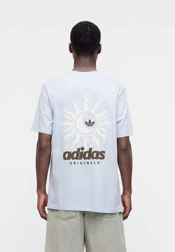 Футболка унисекс с принтом солнца и графическим изображением солнца Adidas Originals, стальный