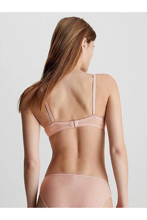 Женский бюстгальтер-бралетт с пуш-ап Push up plunge bra Calvin Klein, Powder — фото 4