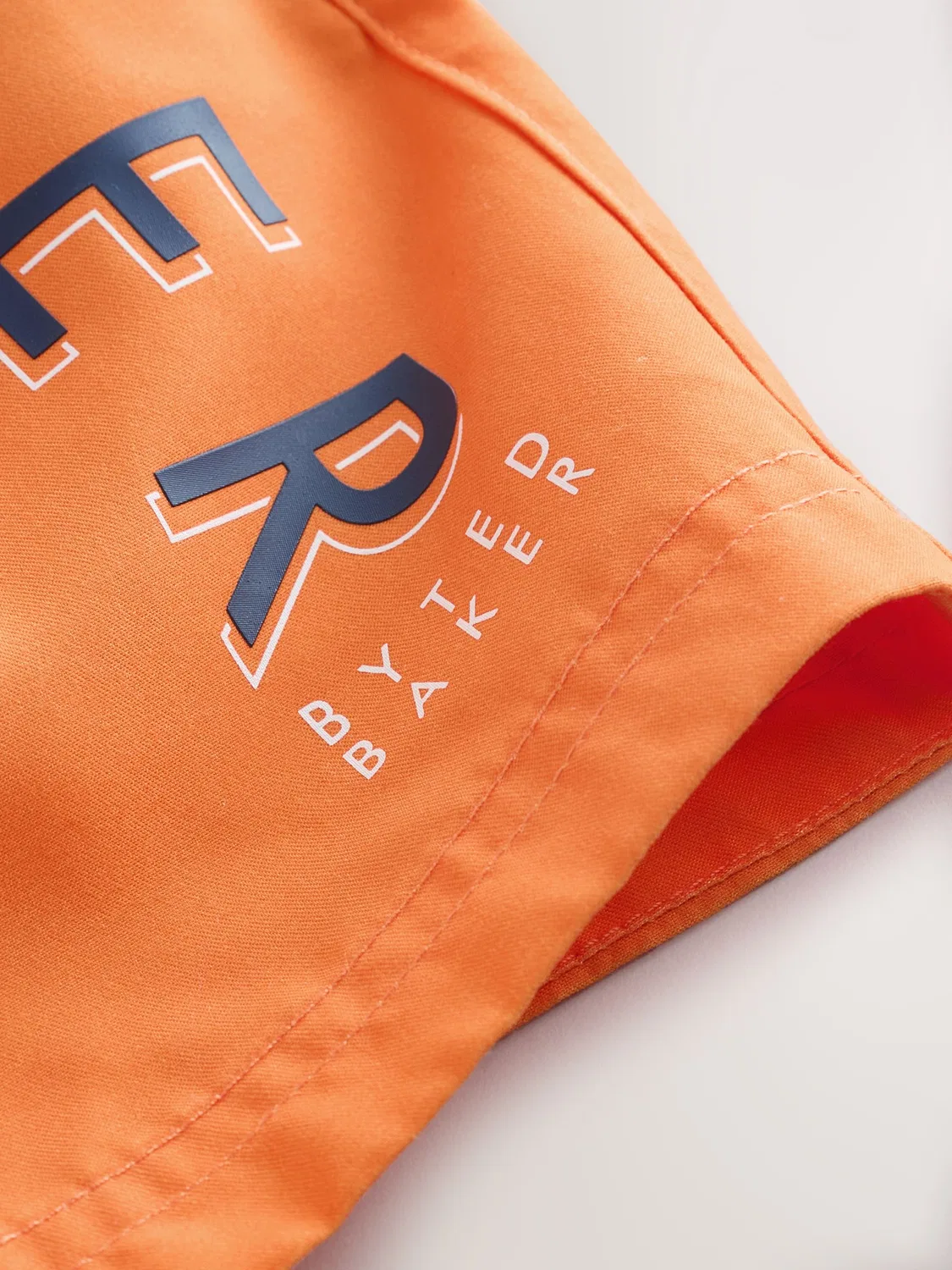 Плавки, модель Swim Shorts Baker by Ted Baker, оранжевый/черный — фото 4
