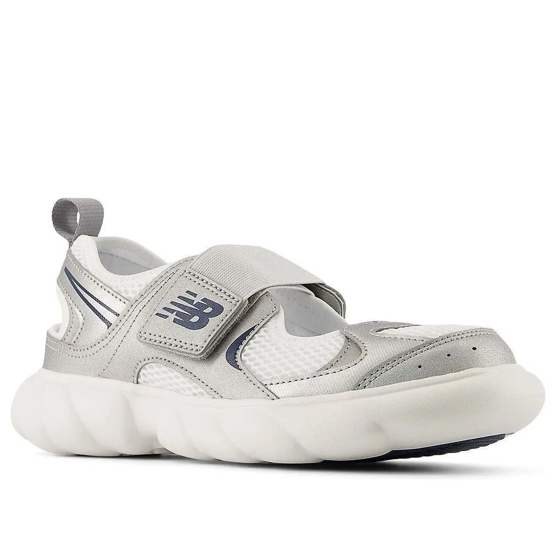 Детские кроссовки с закрытой пяткой и липучкой New Balance 230, серебристый — фото 4