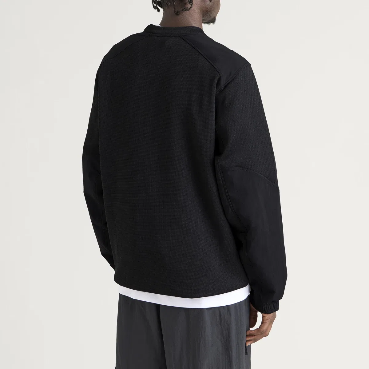Свитшот Konseal crew Arcteryx, Black — фото 3