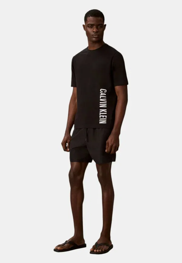 Футболка Power ss crew col ub1 с принтом Calvin Klein — фото 2